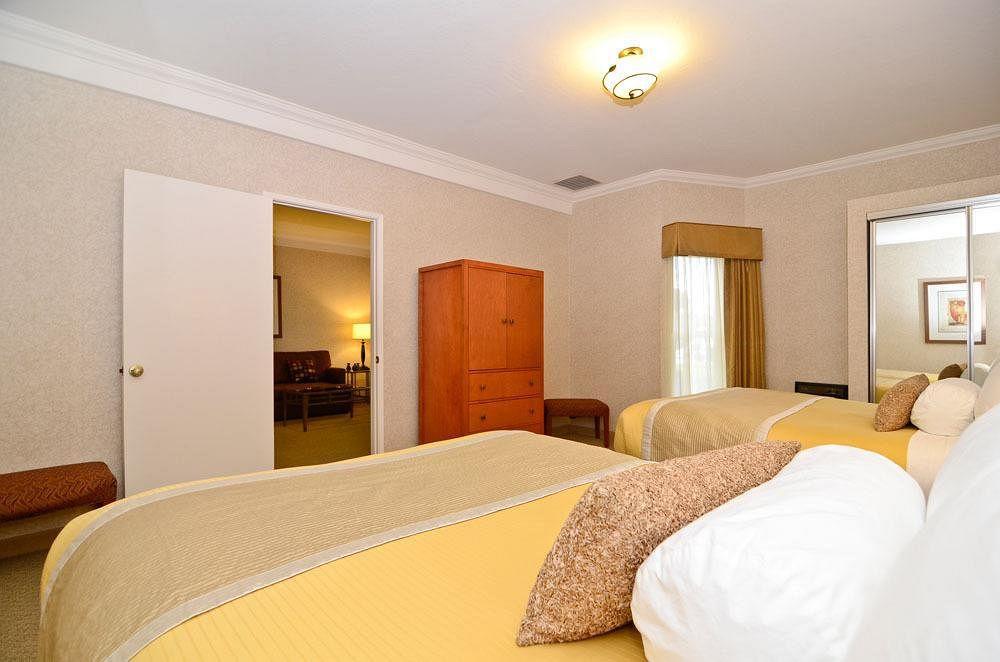 Best Western De Anza Inn Monterey Room photo